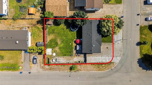 420 Hillaby Avenue, Kelowna, BC - Outdoor