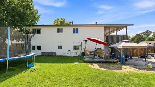 420 Hillaby Avenue, Kelowna, BC - Outdoor