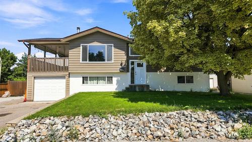 420 Hillaby Avenue, Kelowna, BC - Outdoor