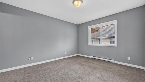 408-920 Saskatoon Road, Kelowna, BC - Indoor Photo Showing Other Room