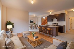 22 Prudhoe Terrace  Barrie, ON L9S 2Z8