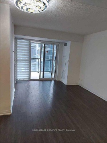 519-30 Meadowglen Place, Toronto, ON - Indoor Photo Showing Other Room
