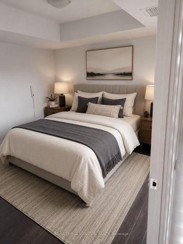 519-30 Meadowglen Place, Toronto, ON - Indoor Photo Showing Bedroom