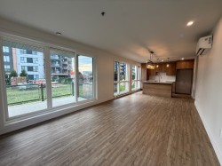 106-40 Rue Toe-Blake  Vaudreuil-Dorion, QC J7V 3R6