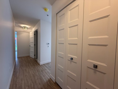 Mud Room - 106-40 Rue Toe-Blake, Vaudreuil-Dorion, QC - Indoor Photo Showing Other Room