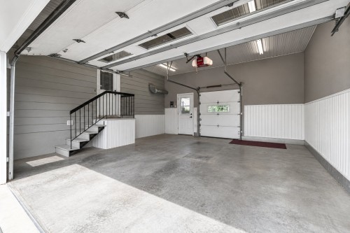 Garage - 528 Rue Marie-France, Québec (Charlesbourg), QC 