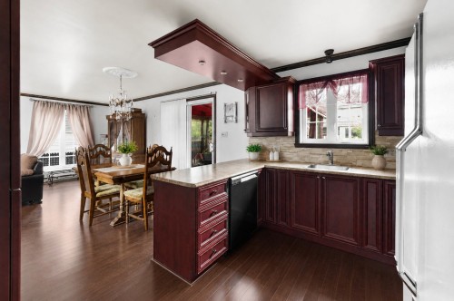 Kitchen - 528 Rue Marie-France, Québec (Charlesbourg), QC 