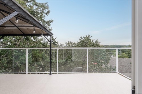 253/255 Heddle Ave, View Royal, BC - Outdoor