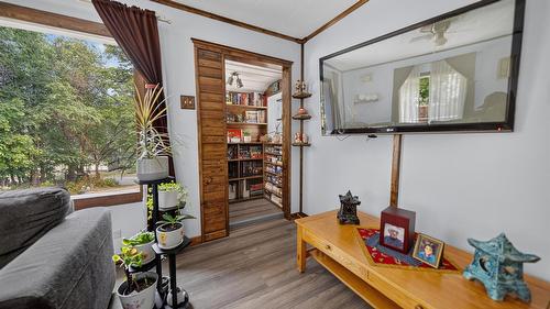 5469 Cory Road, Wynndel, BC - Indoor Photo Showing Other Room
