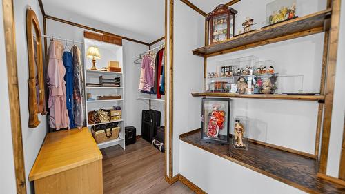 5469 Cory Road, Wynndel, BC - Indoor Photo Showing Other Room