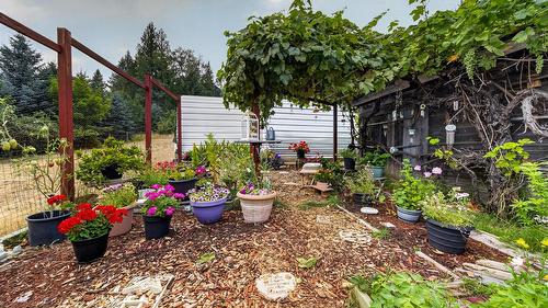 5469 Cory Road, Wynndel, BC - Outdoor