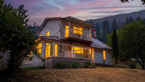 5469 Cory Road, Wynndel, BC - Outdoor