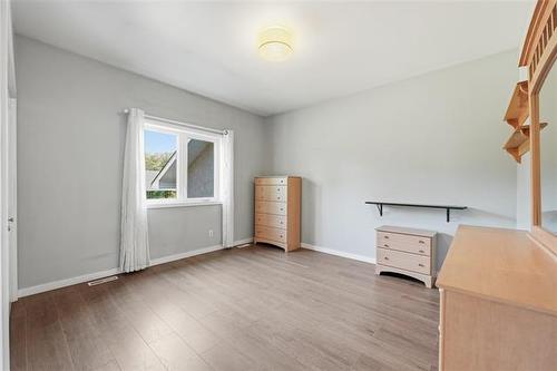 44062 Road 43E Rd, Richer, MB - Indoor