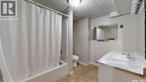 1947 Athol Street, Regina, SK - Indoor Photo Showing Bathroom