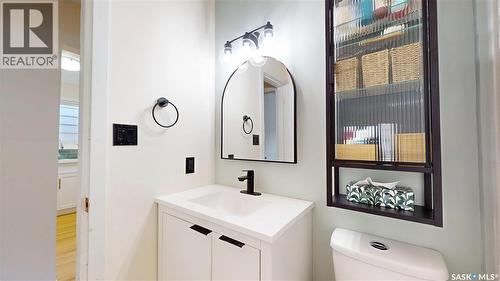 1947 Athol Street, Regina, SK - Indoor Photo Showing Bathroom