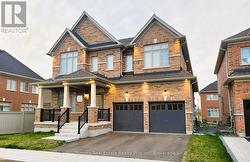 4 BRUCE WELCH AVENUE Georgina, ON L4P 0J1