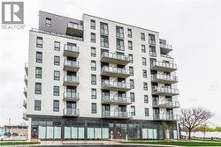 7 ERIE Avenue Unit# 812 Brantford, ON N3S 0K5