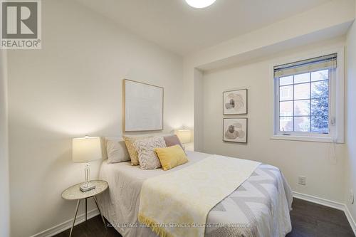 45 Ormerod Lane, Richmond Hill, ON - Indoor Photo Showing Bedroom