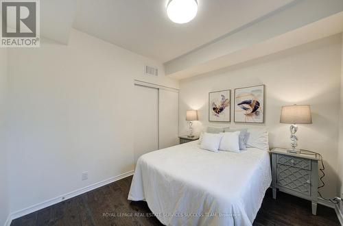 45 Ormerod Lane, Richmond Hill, ON - Indoor Photo Showing Bedroom