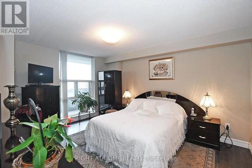 806 - 60 Inverlochy Boulevard, Markham, ON - Indoor Photo Showing Bedroom
