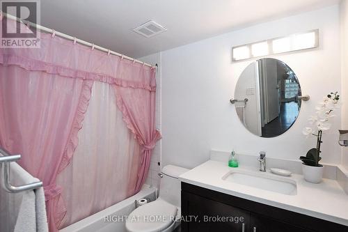 806 - 60 Inverlochy Boulevard, Markham, ON - Indoor Photo Showing Bathroom