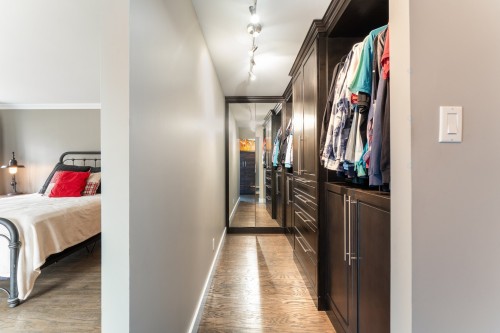 Penderie (Walk-in) - 916Z Ch. Viens, Magog, QC - Indoor
