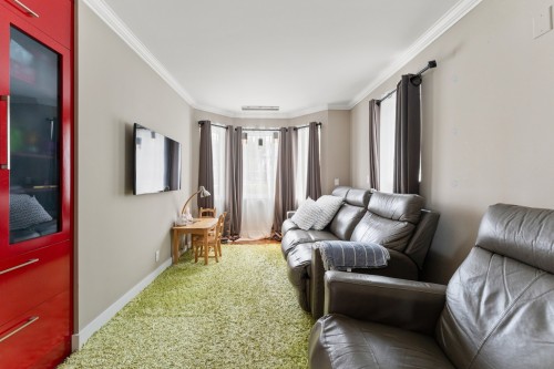 Salle familiale - 916Z Ch. Viens, Magog, QC - Indoor