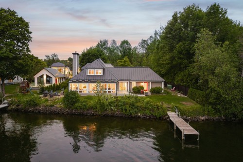 Face arrière - 916Z Ch. Viens, Magog, QC - Outdoor With Body Of Water With View