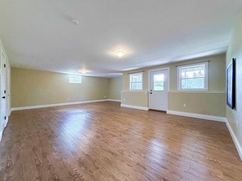 54 Ferry Road, Cornwall, PE - Indoor Photo Showing Other Room