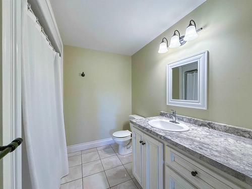 54 Ferry Road, Cornwall, PE - Indoor Photo Showing Bathroom