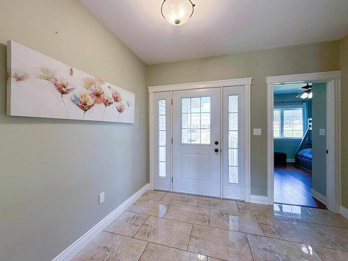 54 Ferry Road, Cornwall, PE - Indoor Photo Showing Other Room