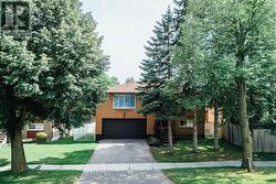 117 OLD COUNTRY DRIVE  Kitchener, ON N2E 1S4