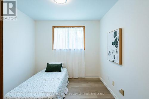 117 Old Country Drive, Kitchener, ON - Indoor Photo Showing Bedroom