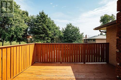 117 Old Country Drive, Kitchener, ON - Outdoor