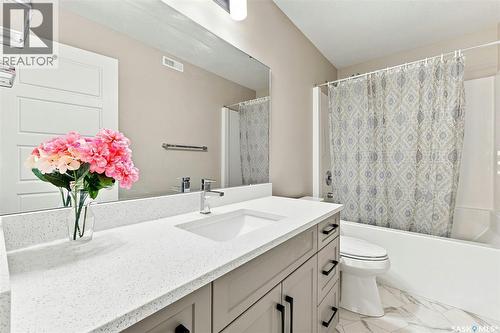 8718 Wheat Crescent, Regina, SK - Indoor Photo Showing Bathroom