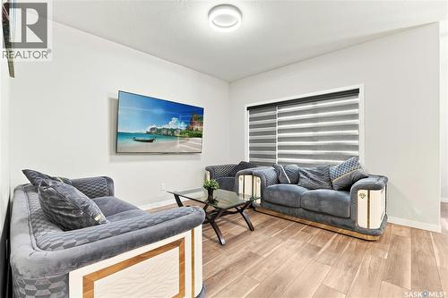 8718 Wheat Crescent, Regina, SK - Indoor Photo Showing Living Room