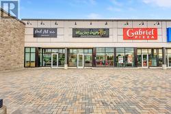 6081 HAZELDEAN ROAD Ottawa, ON K2S 1B9