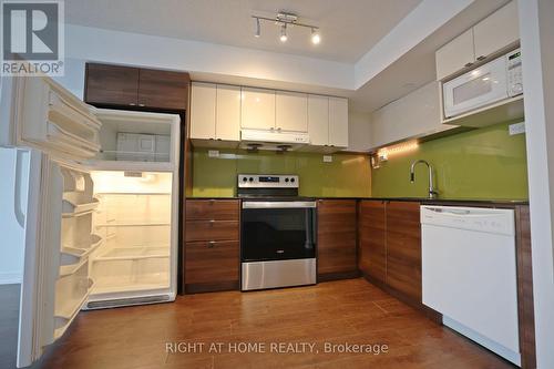 308 - 72 ESTHER SHINER BOULEVARD , Toronto, Ontario M2K 0C4 5
