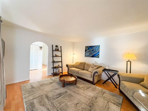 556 Coal Harbour Rd, Coal Harbour, BC 