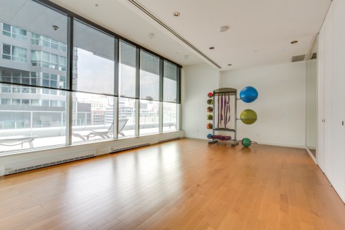 Exercise Room - 504-1155 Rue De La Montagne, Montréal (Ville-Marie), QC - Indoor Photo Showing Other Room