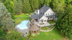 320 Ch. d'Iron Hill  Lac-Brome, QC J3L 3E3