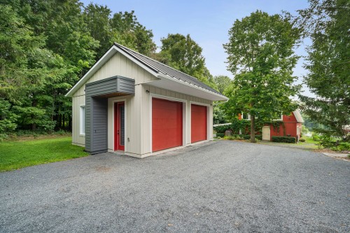 Garage - 320 Ch. D'Iron Hill, Lac-Brome, QC - Outdoor