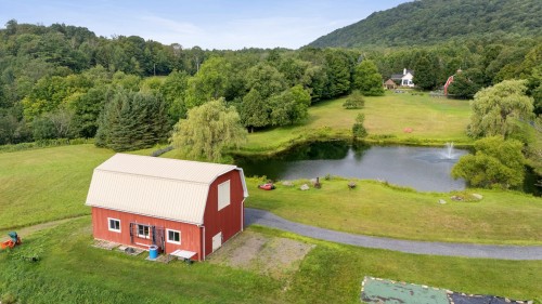 Écurie - 320 Ch. D'Iron Hill, Lac-Brome, QC - Outdoor With Body Of Water With View