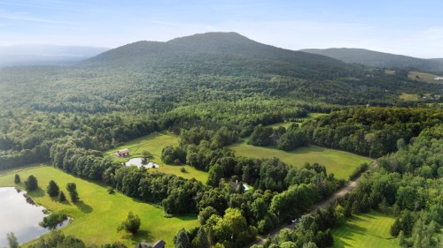 Vue - 320 Ch. D'Iron Hill, Lac-Brome, QC - Outdoor With View