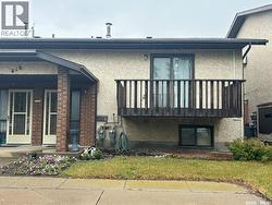 4 416 Heritage DRIVE Estevan, SK S4A 2N4