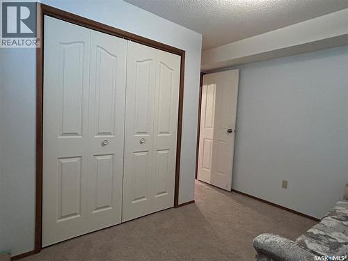 4 416 Heritage Drive, Estevan, SK - Indoor