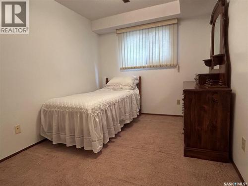 4 416 Heritage Drive, Estevan, SK - Indoor Photo Showing Bedroom