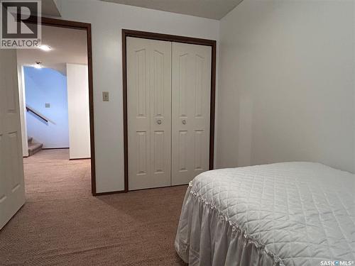 4 416 Heritage Drive, Estevan, SK - Indoor Photo Showing Bedroom