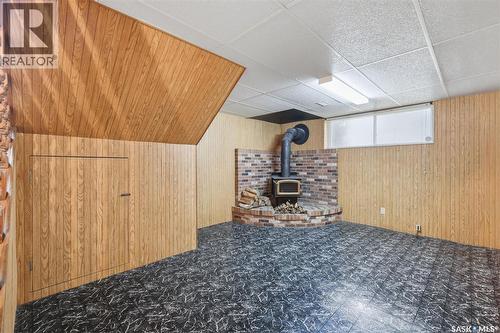 210 Lloyd Crescent, Saskatoon, SK - Indoor With Fireplace