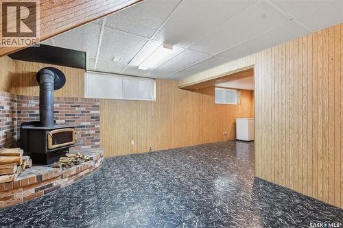 210 Lloyd Crescent, Saskatoon, SK - Indoor